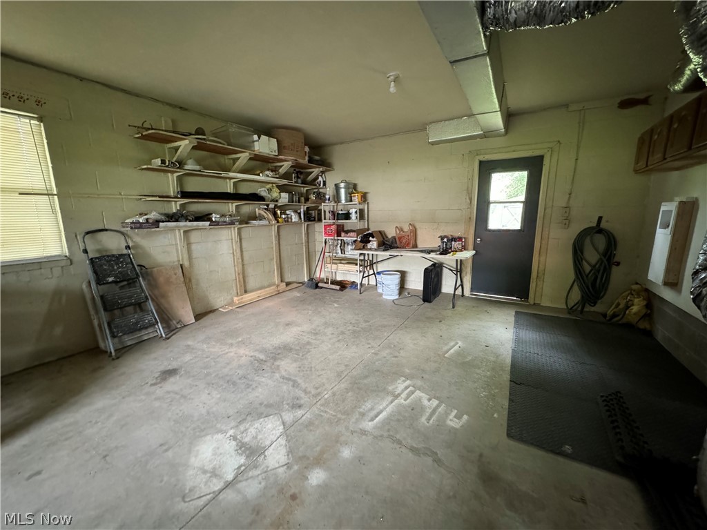 Village/Hockingport - Residential