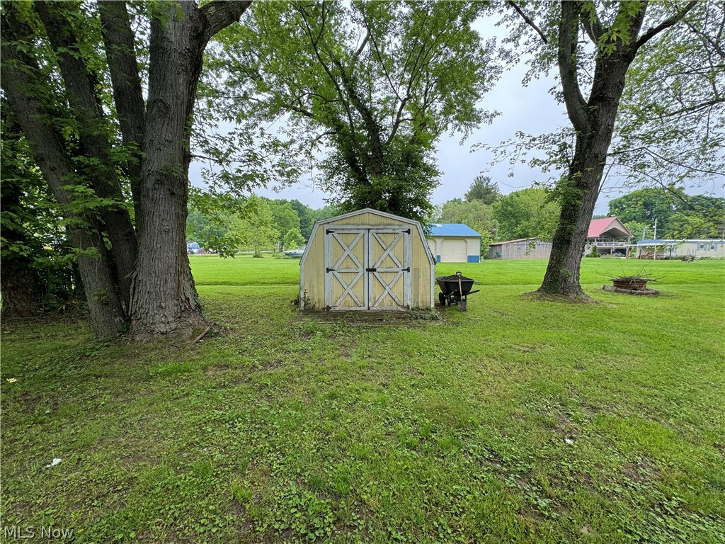 Village/Hockingport - Residential