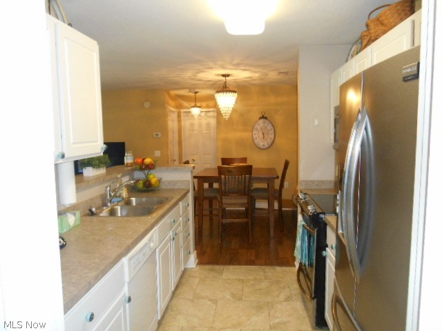 Lenox Village Condo Ph 02 - Residential