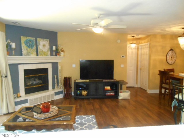 Lenox Village Condo Ph 02 - Residential