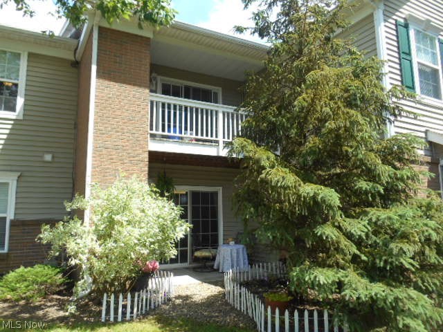 Lenox Village Condo Ph 02 - Residential