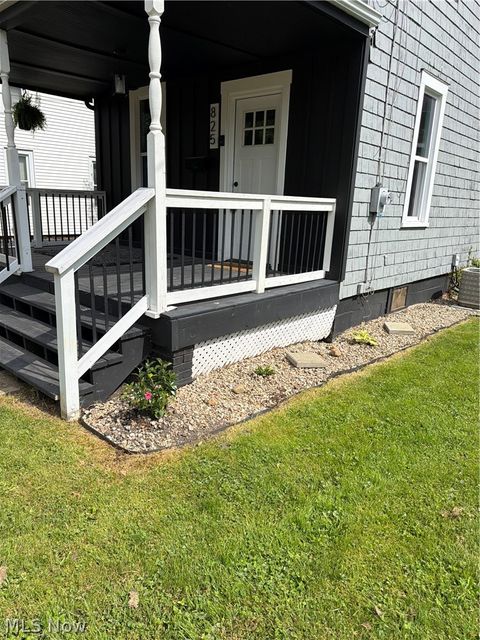 Tiny photo for 825 Oak Avenue SE, Massillon, OH 44646 (MLS # 5221484)