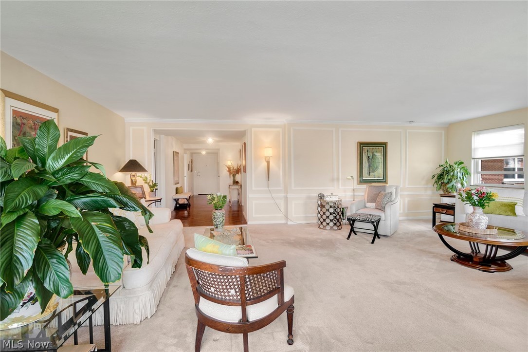 Shaker Towers - Residential