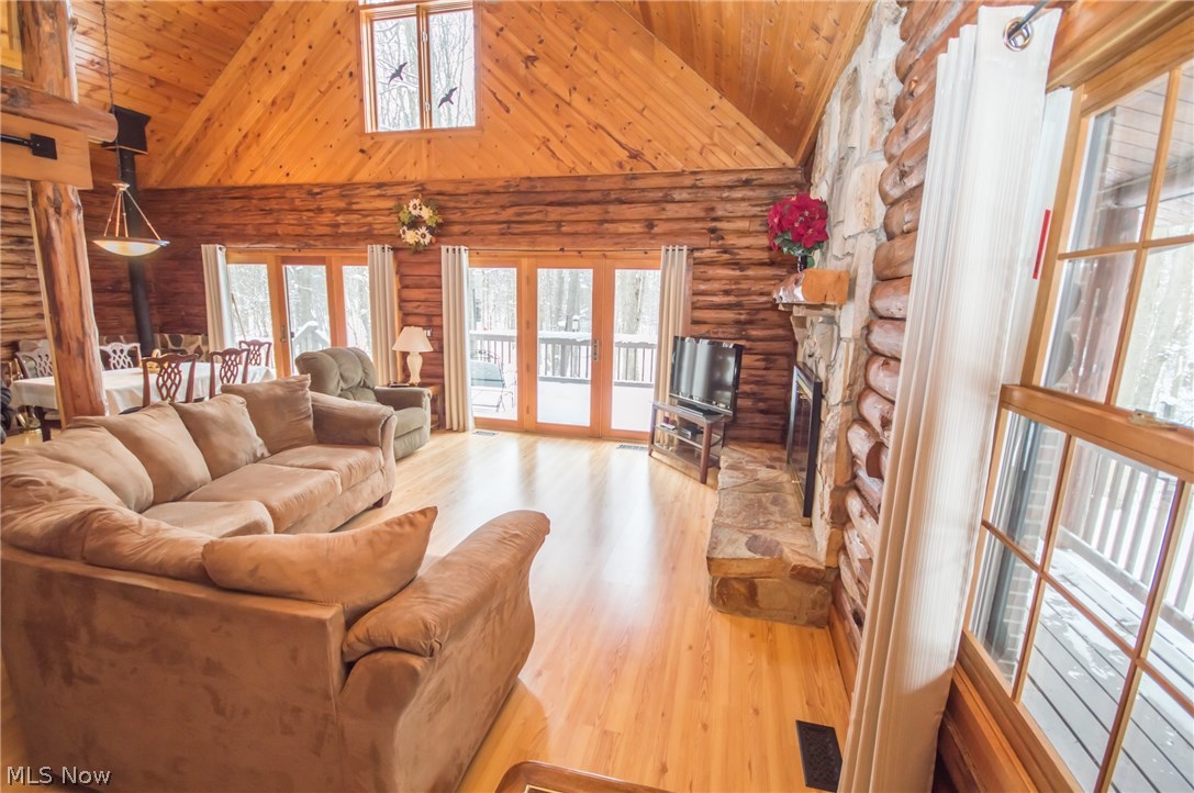 Woody Acres - Residential