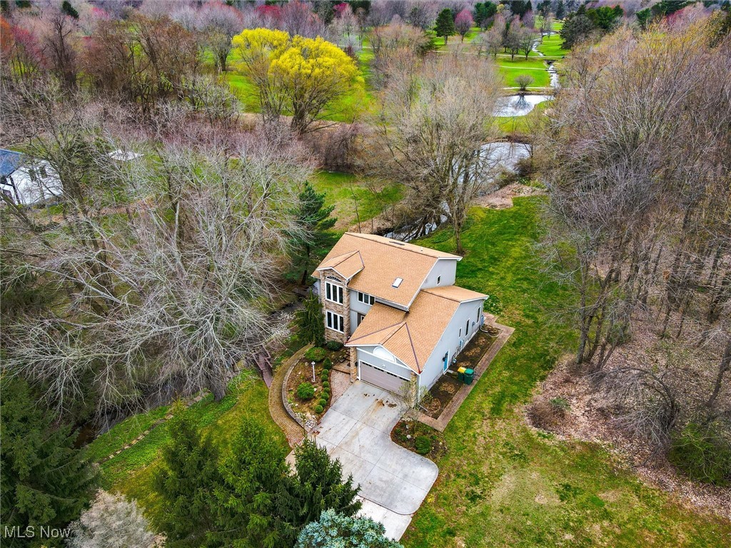 2068 Chimney Ridge Drive, Madison, Ohio image 36