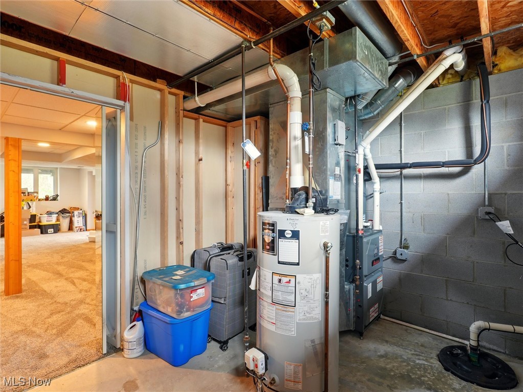 2068 Chimney Ridge Drive, Madison, Ohio image 31