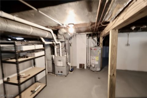 Tiny photo for 3346 W 59th Place, Cleveland, OH 44102 (MLS # 5188260)