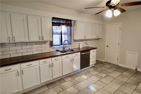 Tiny photo for 3346 W 59th Place, Cleveland, OH 44102 (MLS # 5188260)