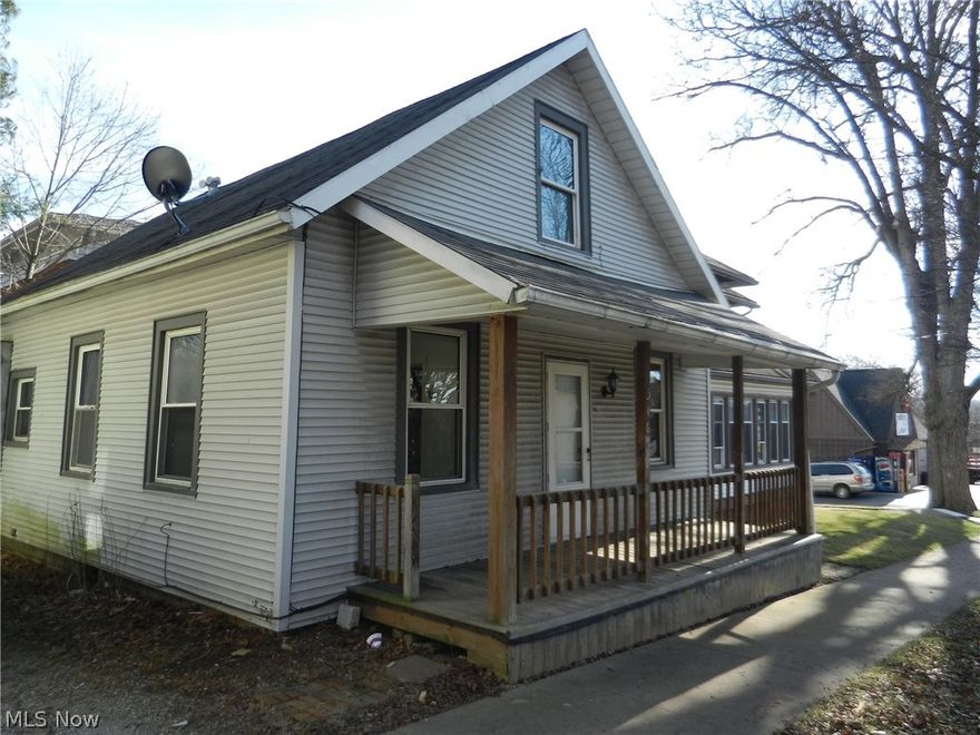 Nice Bungalow, freshly painted and new carpeting. Would make a good starter home or single family rental. Village of Shreve/ Triway Schools