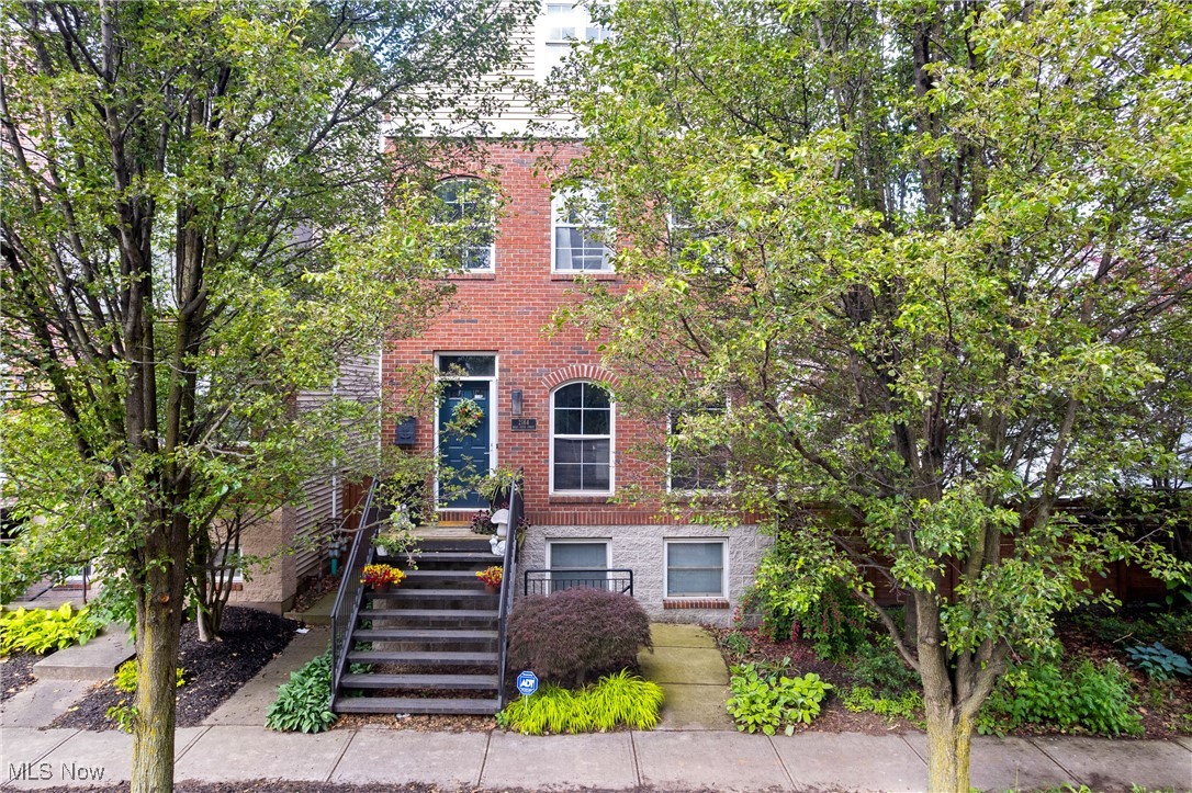 2164 W 6th Street, Cleveland, Ohio image 1