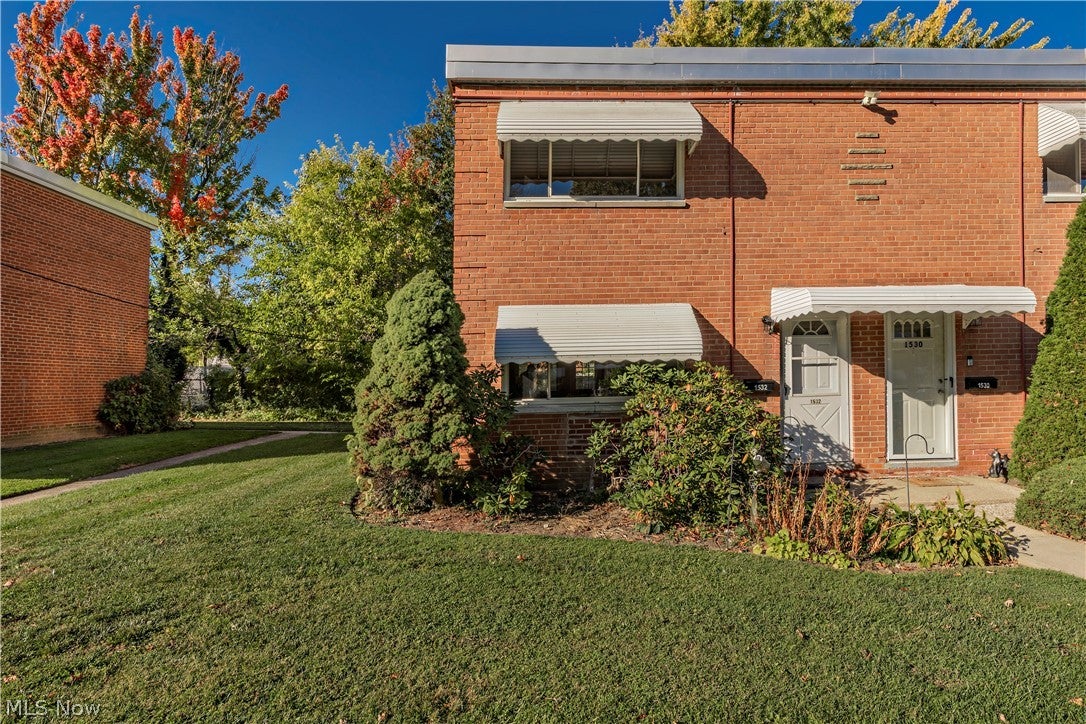 1532 Severn Lane