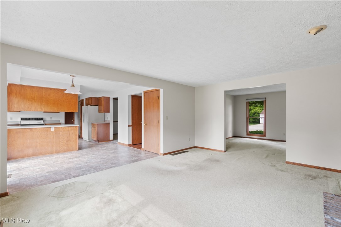 3891 Ramsey Drive, Uniontown, Ohio image 10