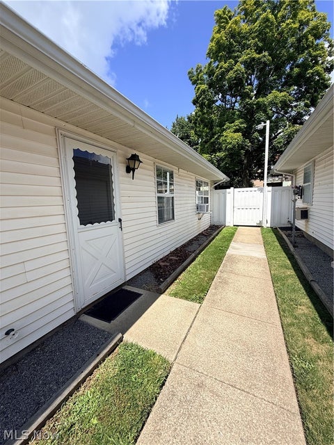 Tiny photo for 483 E 4th Street, Salem, OH 44460 (MLS # 5234597)