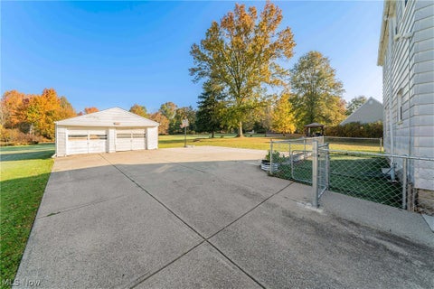Tiny photo for 4684 Edgerton Road, North Royalton, OH 44133 (MLS # 5256576)