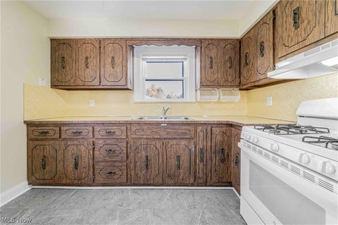 Tiny photo for 4684 Edgerton Road, North Royalton, OH 44133 (MLS # 5256576)
