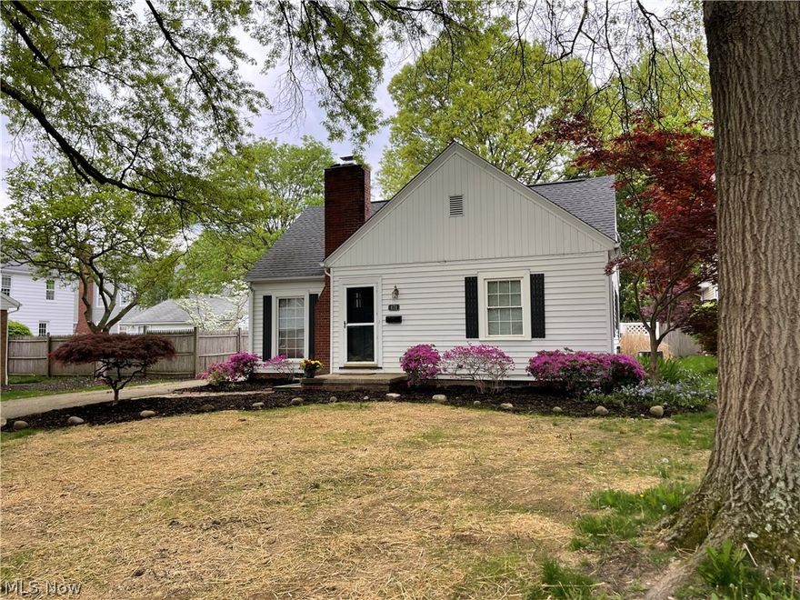 Welcome Home to 471 Molane Ave.!!  Here is the well kept, move in ready cape cod you've been looking for on Akron's historic West Side.  We feature~ 2 fireplaces, central air, fully applianced kitchen (stainless refrigerator-stove-dishwasher) and porcelain tiled counter top, formal dining room perfect for friends and family to gather, attached garage with opener, nice size back deck, 2 full bathrooms, 2 of the homes 3 bedrooms are located on level one as well as one of the full bathrooms on level one, master bedroom is on the second floor with a master bathroom and HUGE walk in closet, beautiful hardwood floors, fresh paint throughout, finished basement with a possible 4th bedroom off of the family room, multiple ceiling fans, nicely landscaped and close to everything including expressways-schools-churches and shopping!  Call today for your private viewing and we'll see you soon!