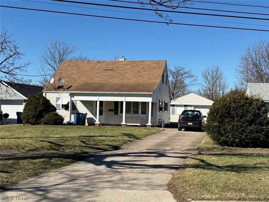 Investment Opportunity! Tenant in the home. This 3 bed 1 Bath home is an excellent property to add to your investment portfolio!