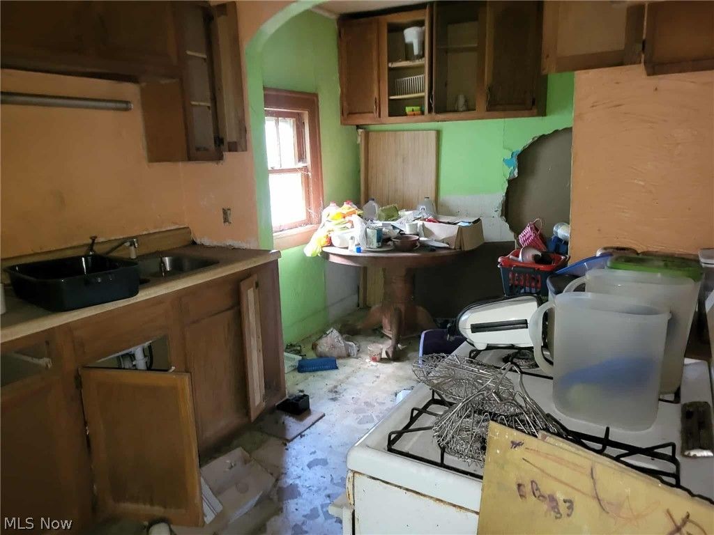 Photo of 130 Haywood Street, East Liverpool, OH 43920 (MLS # 5193278)