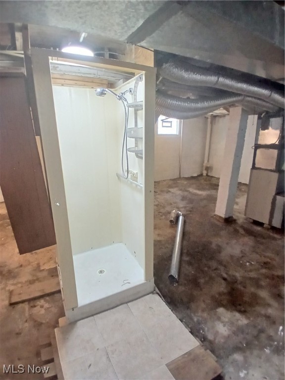 City/Youngstown - Residential Lease