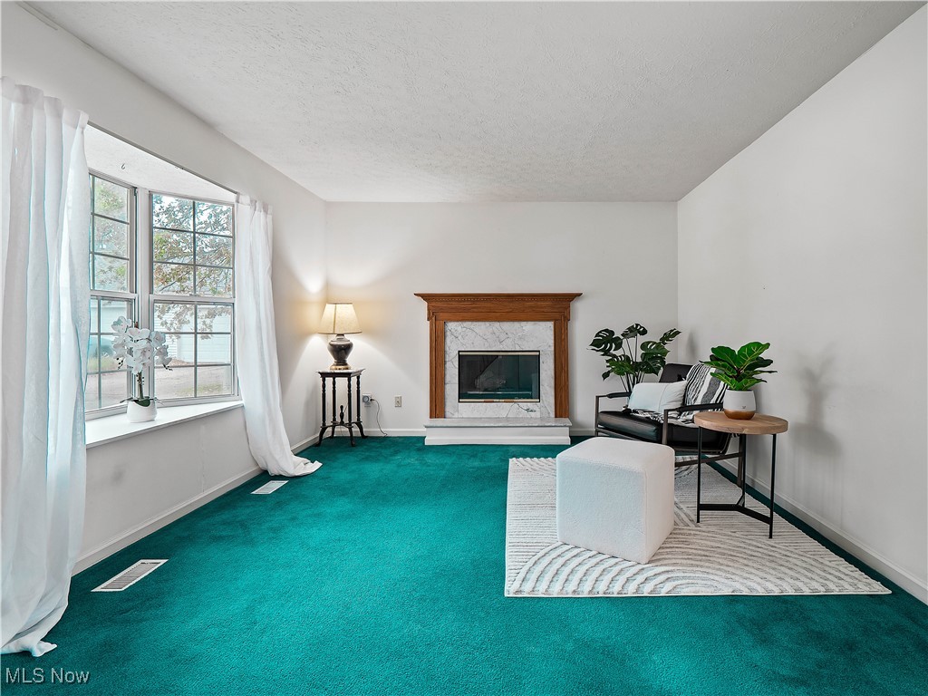 Settlers Village Condo - Residential