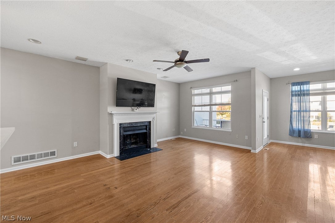 308 E Marina Parkway