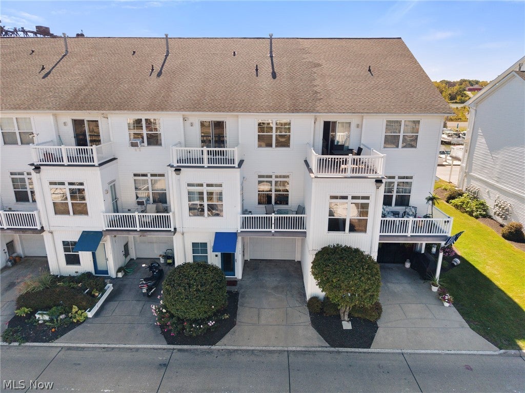 308 E Marina Parkway