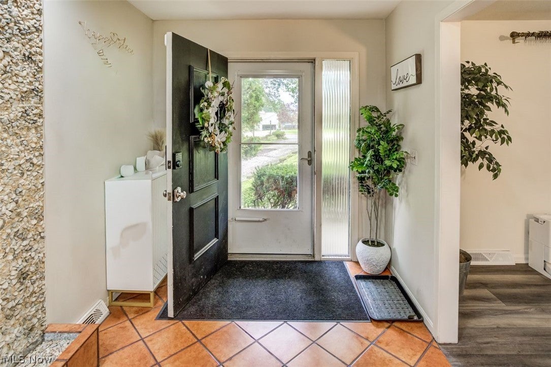 17444 Long Meadow Trail