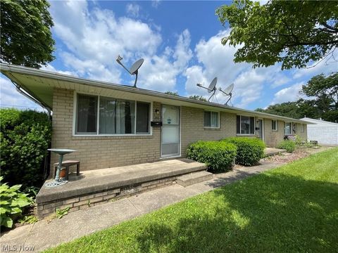 Photo of 233 Kennedy Street, Louisville, OH 44641 (MLS # 5203175)