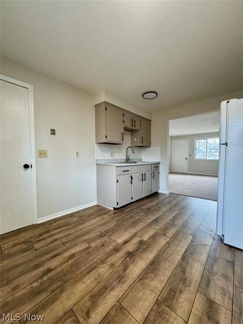 Tiny photo for 233 Kennedy Street, Louisville, OH 44641 (MLS # 5203175)