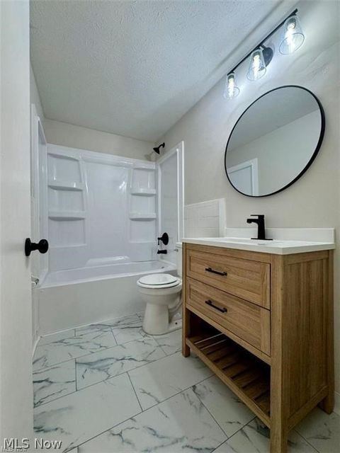 Tiny photo for 233 Kennedy Street, Louisville, OH 44641 (MLS # 5203175)