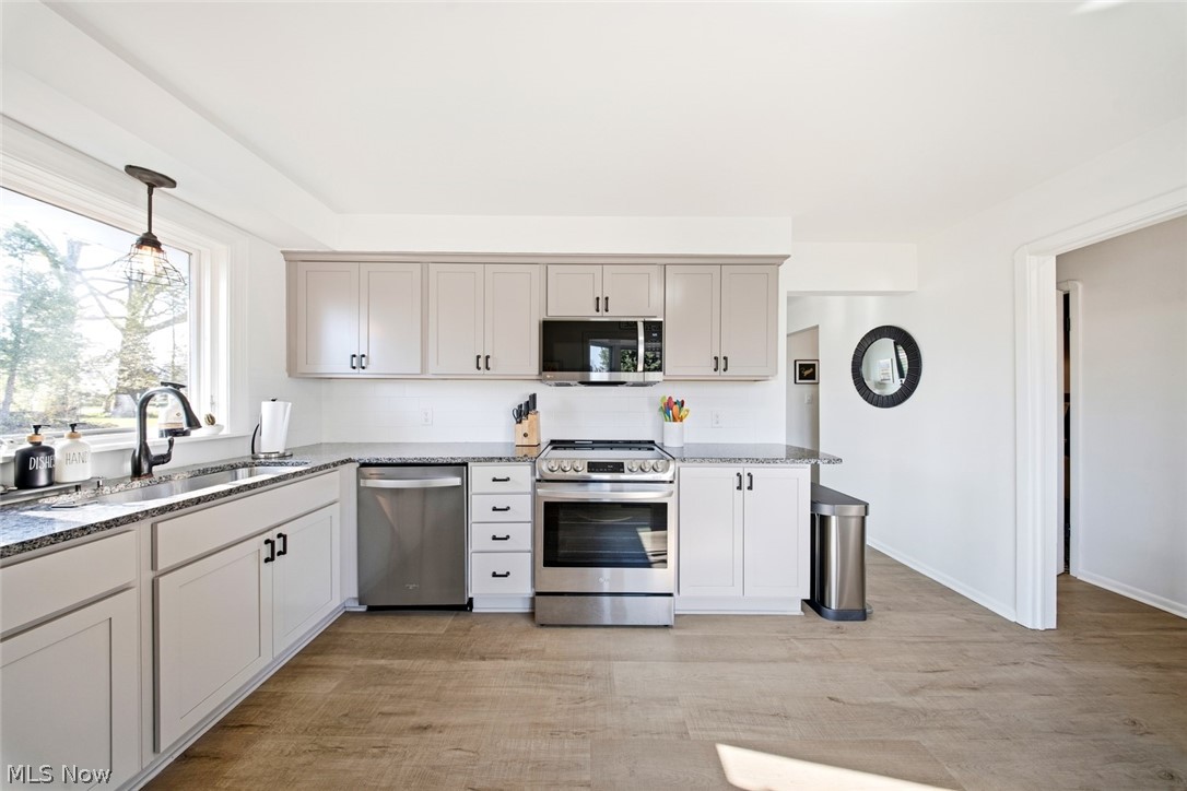 Home Center Inc Bay View Park 02 - Residential