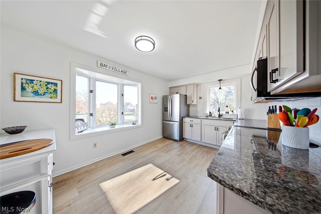 Home Center Inc Bay View Park 02 - Residential