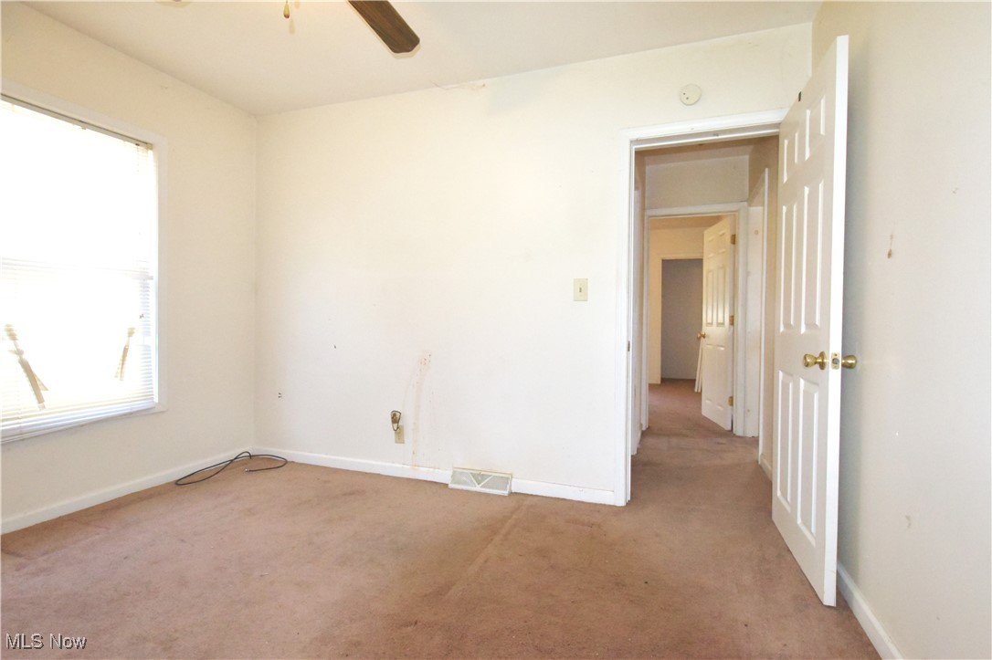 175 W Vermont Avenue, Sebring, Ohio image 12