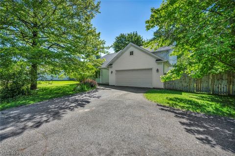 Photo of 9842 Johnnycake Ridge Road, Mentor, OH 44060 (MLS # 5217180)