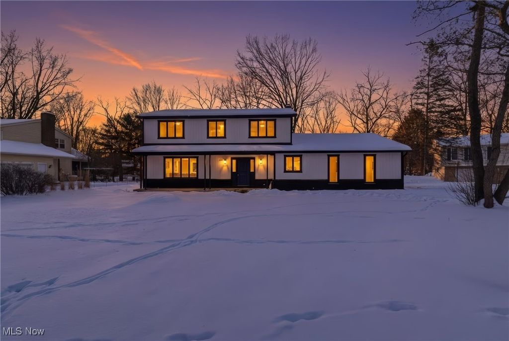 Photo of 431 Trudy Ave Ave, Munroe Falls, OH 44262 (MLS # 5184558)