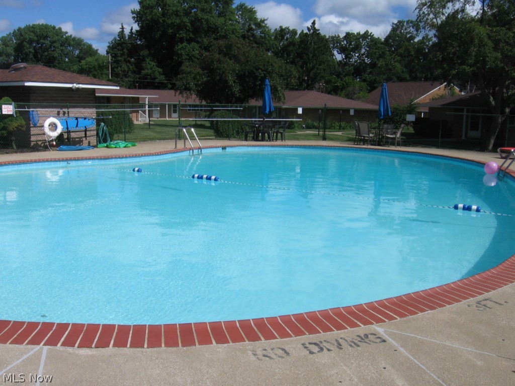 River Oaks - Residential