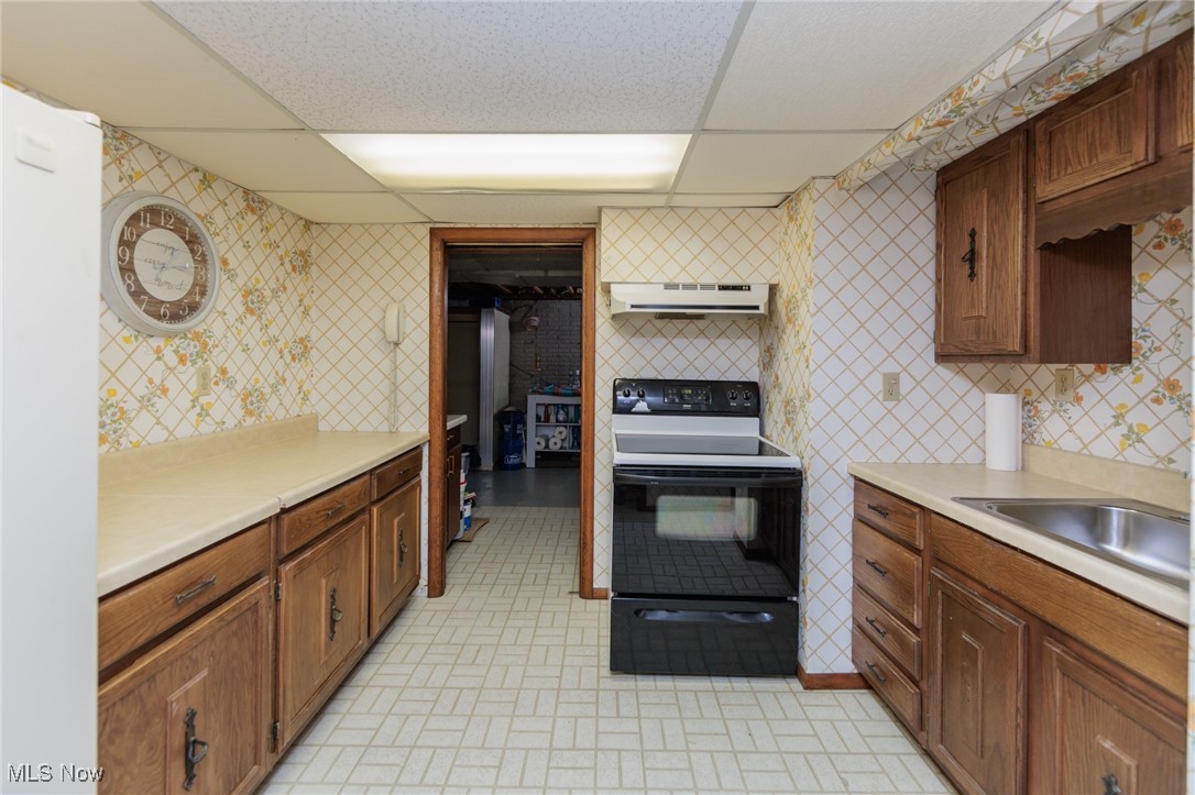 Brecksville, Ohio 44141, United States, 4 Bedrooms Bedrooms, ,4 BathroomsBathrooms,Residential,Pending,130040