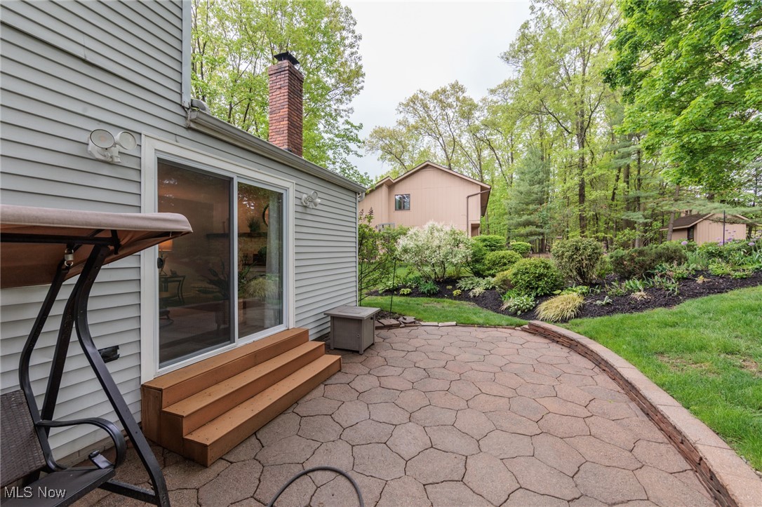 Brecksville, Ohio 44141, United States, 4 Bedrooms Bedrooms, ,4 BathroomsBathrooms,Residential,Pending,130040