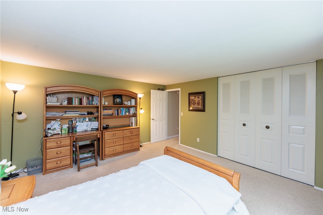 Brecksville, Ohio 44141, United States, 4 Bedrooms Bedrooms, ,4 BathroomsBathrooms,Residential,Pending,130040