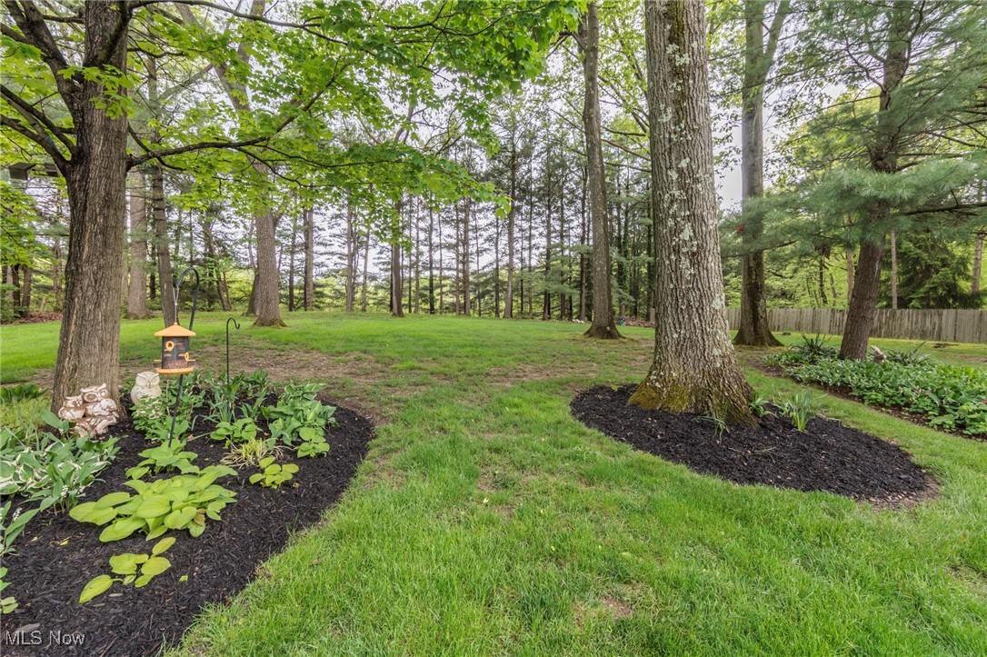 Brecksville, Ohio 44141, United States, 4 Bedrooms Bedrooms, ,4 BathroomsBathrooms,Residential,Pending,130040