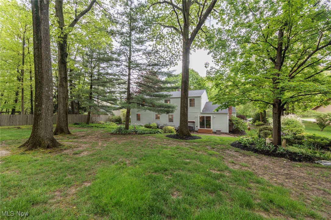 Brecksville, Ohio 44141, United States, 4 Bedrooms Bedrooms, ,4 BathroomsBathrooms,Residential,Pending,130040