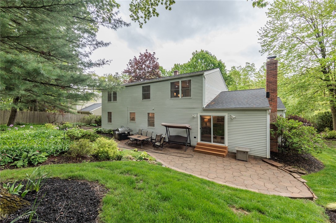 Brecksville, Ohio 44141, United States, 4 Bedrooms Bedrooms, ,4 BathroomsBathrooms,Residential,Pending,130040