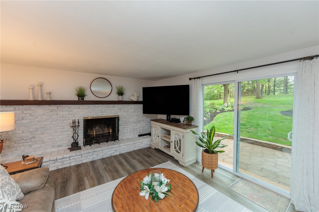 Brecksville, Ohio 44141, United States, 4 Bedrooms Bedrooms, ,4 BathroomsBathrooms,Residential,Pending,130040