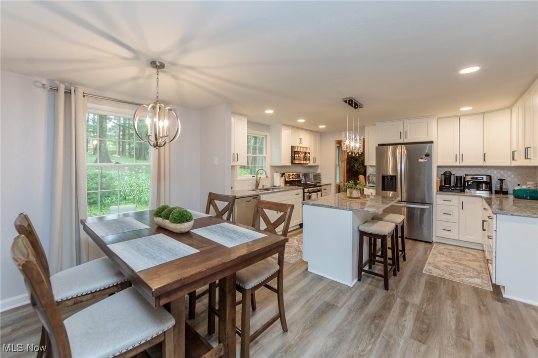 Brecksville, Ohio 44141, United States, 4 Bedrooms Bedrooms, ,4 BathroomsBathrooms,Residential,Pending,130040