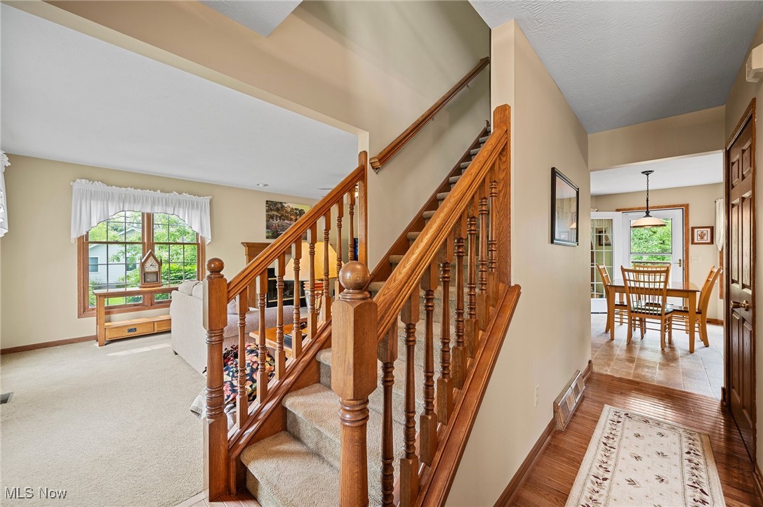 8151 Nancy Drive, Mentor, Ohio image 3
