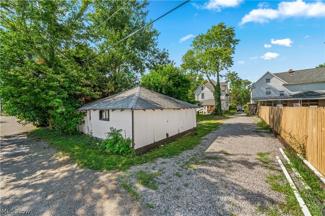 City/Sebring - Residential