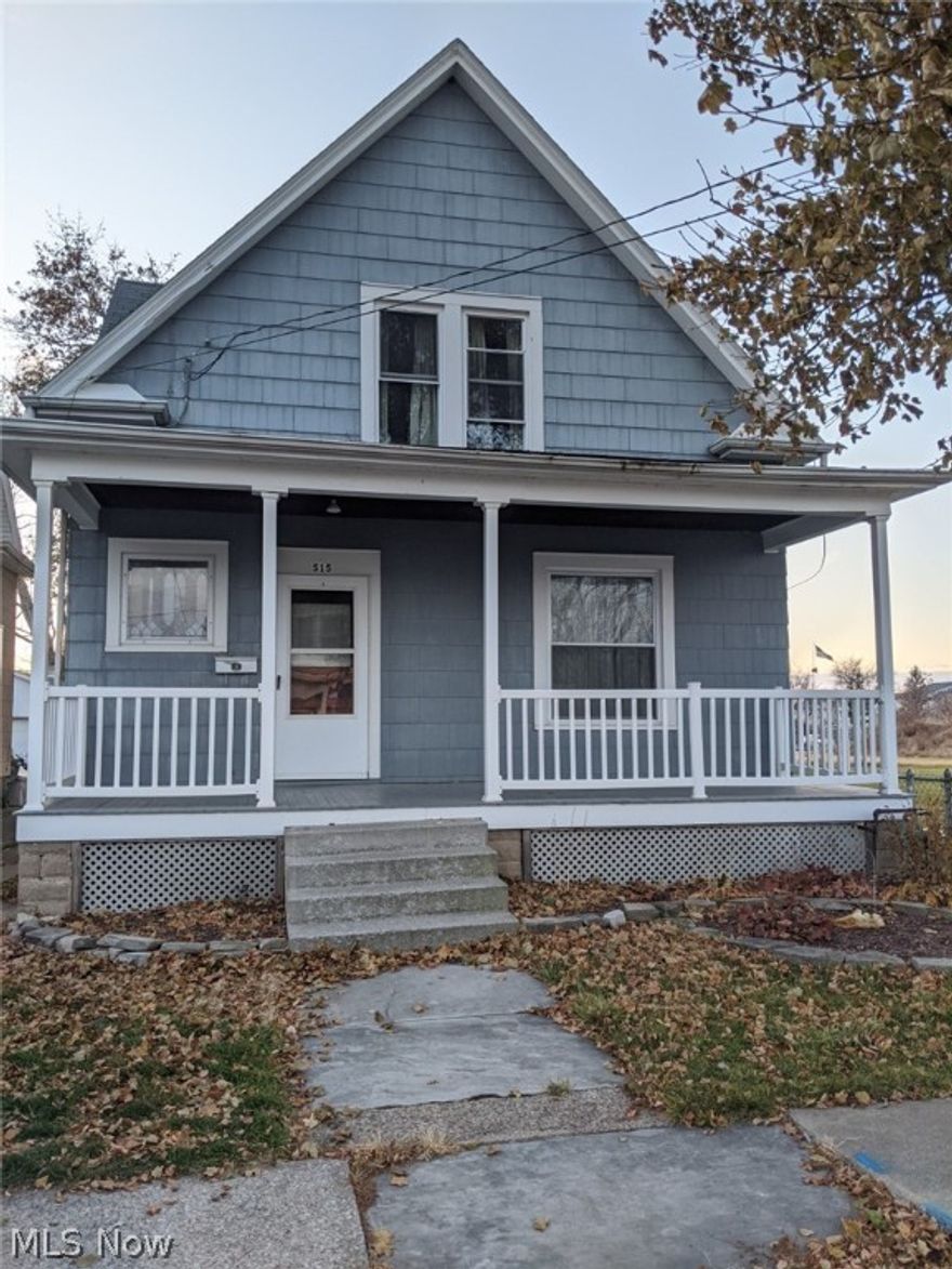 Great Bay & Cedar Point Views! Newer Windows & Furnace. Wood Floors & Trim. Needs TLC But The View is There. 3 Bedrooms- One Has Patio / Deck. Full Basement. 3 Car Garage. Fenced Yard. Central Air.