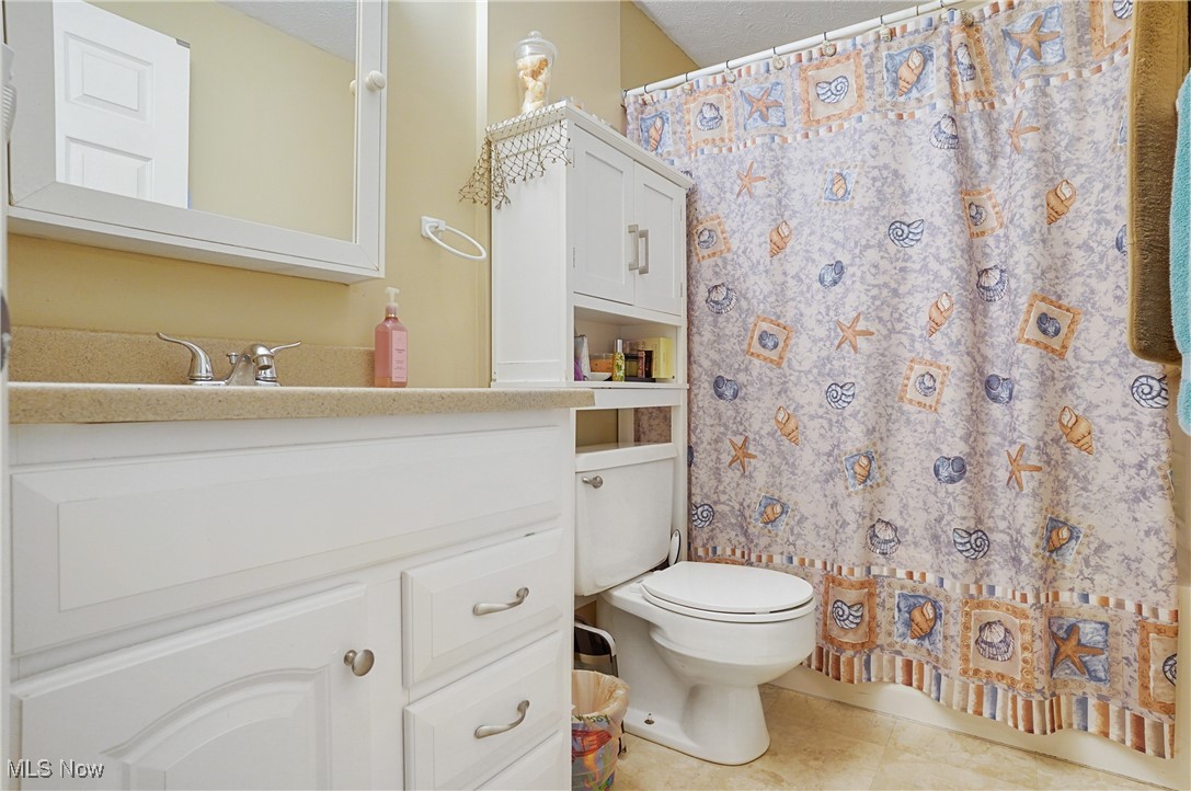 Monroe Manor - Residential