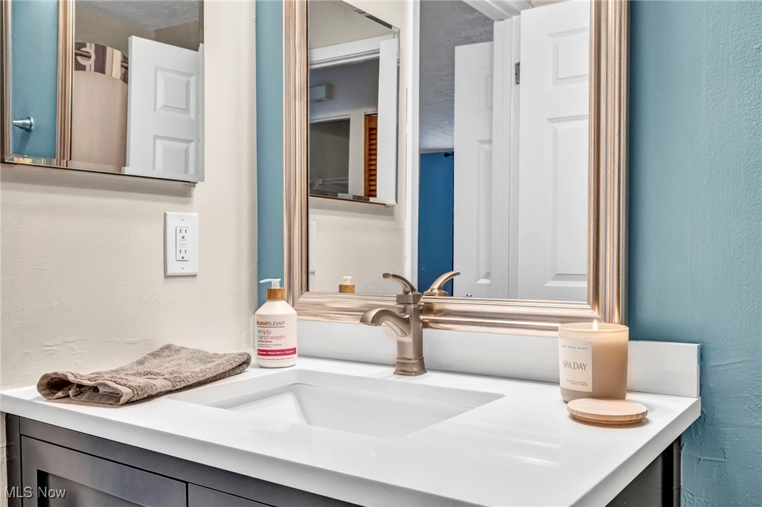 Stoney Run Condos - Residential