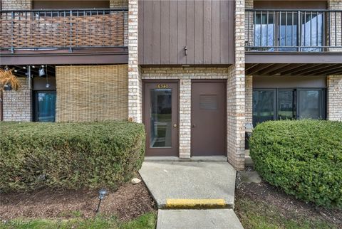 16340 Heather Lane Unit 101, Middleburg Heights, OH 44130 - #: 5104758